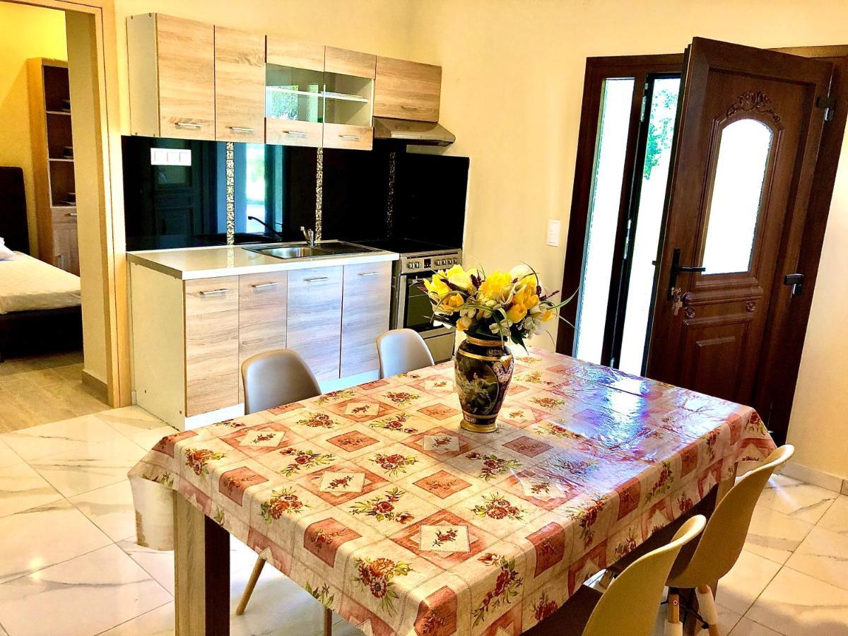 Armonia Corfu Luxury Apartment Liapades Exteriér fotografie